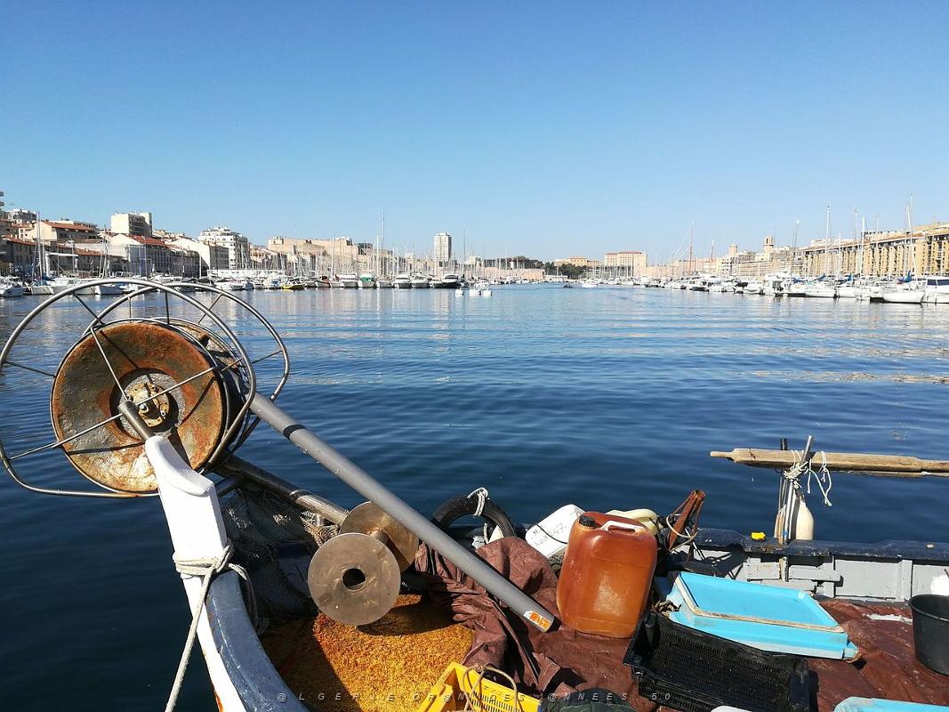 012- Marseille Vieux-Port.jpg - bst